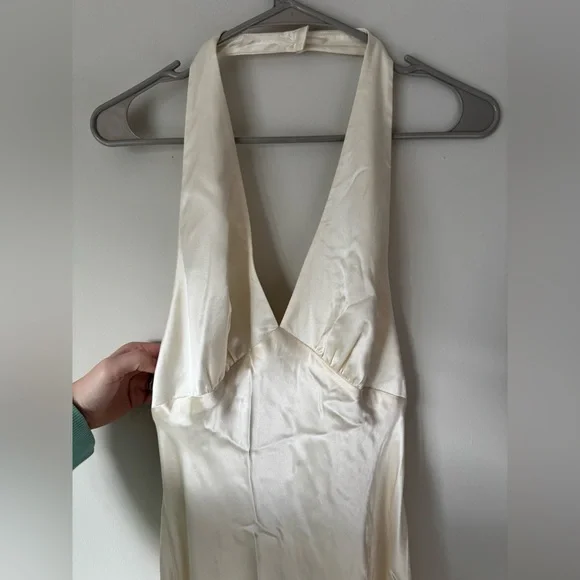 Watters Cream Elegant backless dress - Picture 4 of 9